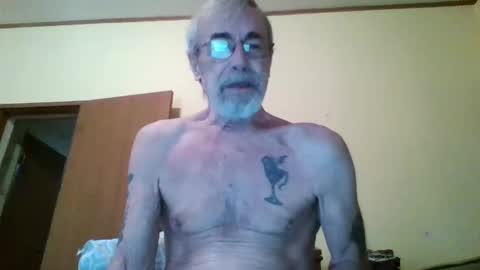 Snapshot of teak4u chatting on March 14, 1:49 pm Teak online show from March 14, 1:49 pm