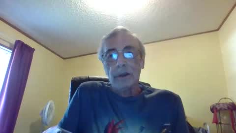 Snapshot of teak4u chatting on May 3, 3:40 pm Teak online show from May 3, 3:40 pm