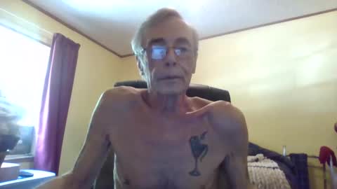 Snapshot of teak4u chatting on May 25, 7:42 pm Teak online show from May 25, 7:42 pm