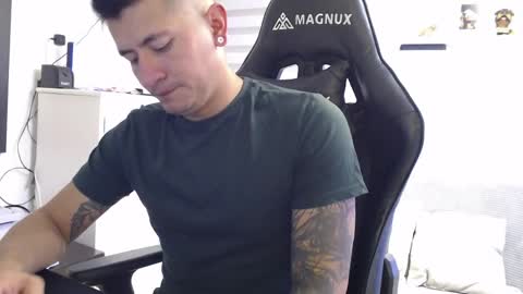 DYNAMITE DUO69 online show from April 9, 11:37 am