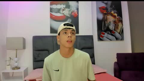 Team Twinks online show from October 26, 11:16 am