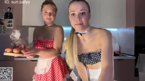 Sally and Sandy online show from April 6, 9:49 pm