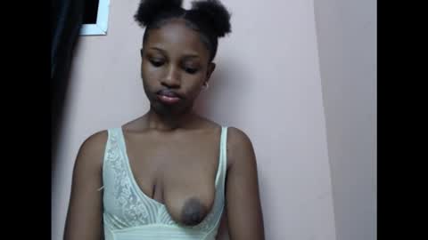 teasexkitty online show from March 22, 10:46 pm