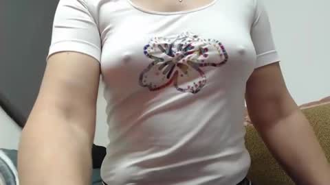 Snapshot of teasexpert4444 chatting on November 5, 6:35 am ALICIA--- online show from November 5, 6:35 am