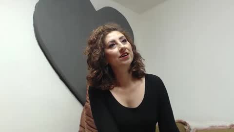 Snapshot of teasexpert4444 chatting on November 24, 6:24 am ALICIA--- online show from November 24, 6:24 am