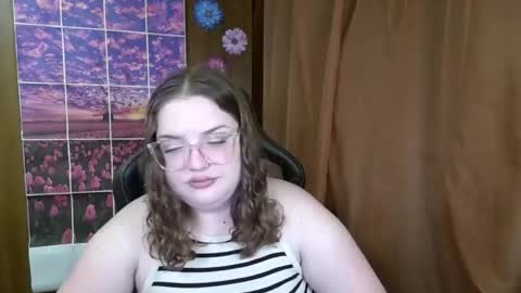 Snapshot of teasing_dora chatting on June 30, 6:20 pm Teasing Dora online show from June 30, 6:20 pm