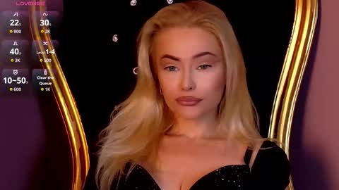 Snapshot of teasingjulianna chatting on October 6, 2:47 pm teasingjulianna online show from October 6, 2:47 pm