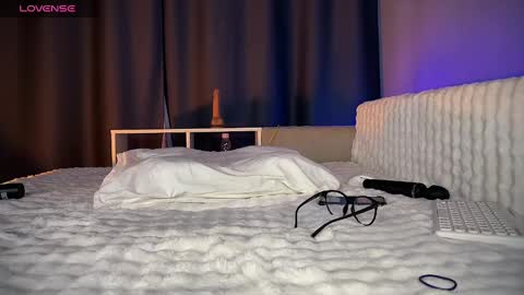 Mary     X TechnoElfff  INST    fansly kissmary online show from March 3, 6:01 pm