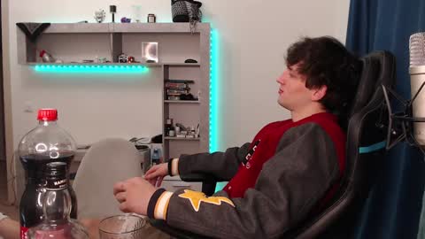 Snapshot of teddy_mode chatting on December 15, 9:42 pm Teddy online show from December 15, 9:42 pm