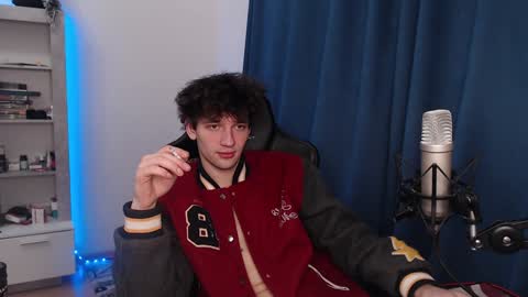 Snapshot of teddy_mode chatting on December 18, 10:02 pm Teddy online show from December 18, 10:02 pm