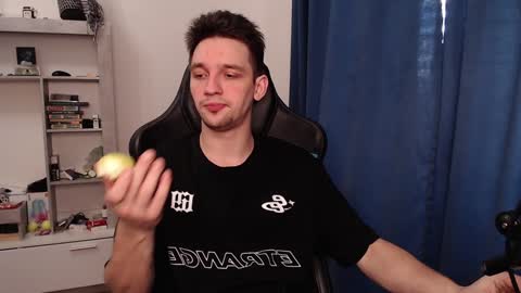 Snapshot of teddy_mode chatting on February 5, 11:55 am Teddy online show from February 5, 11:55 am