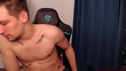 Snapshot of teddy_mode chatting on February 15, 9:15 pm Teddy online show from February 15, 9:15 pm