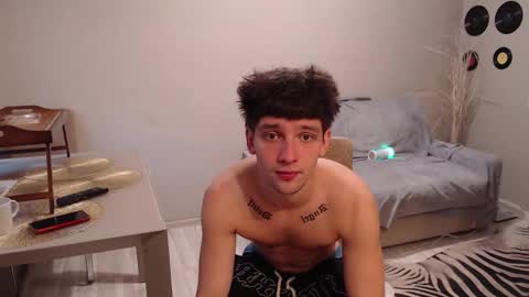 Snapshot of teddy_mode chatting on September 11, 8:36 am Teddy online show from September 11, 8:36 am