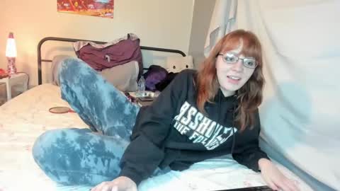 Snapshot of teddyisprecious chatting on February 4, 4:26 am Teddyprecious online show from February 4, 4:26 am