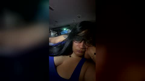 tee1luv online show from February 11, 2:27 am