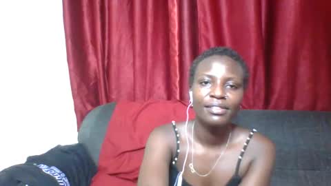 Snapshot of tee_kaicy chatting on December 9, 6:46 pm kaicy online show from December 9, 6:46 pm