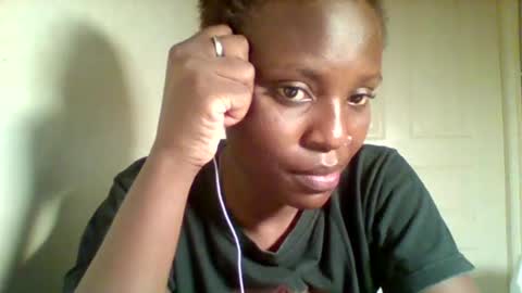 Snapshot of tee_kaicy chatting on December 26, 12:03 am kaicy online show from December 26, 12:03 am