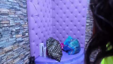 Snapshot of teeennaugthy18 chatting on January 26, 3:06 am Tayloor online show from January 26, 3:06 am