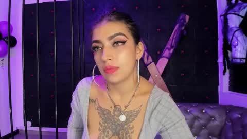 Snapshot of teeennaugthy18 chatting on October 26, 3:07 pm Tayloor online show from October 26, 3:07 pm