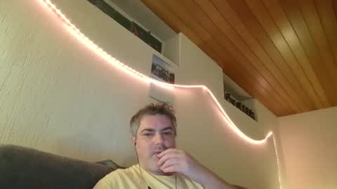 Peter online show from February 2, 1:34 am