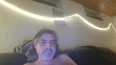 Peter online show from December 3, 6:32 am