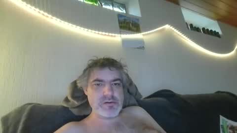 Snapshot of teeforyou chatting on February 6, 2:20 pm Peter online show from February 6, 2:20 pm