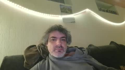 Snapshot of teeforyou chatting on March 1, 11:07 pm Peter online show from March 1, 11:07 pm