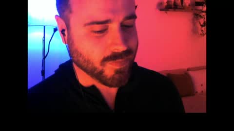 Snapshot of tehvillain chatting on April 24, 3:53 am tehvillain online show from April 24, 3:53 am