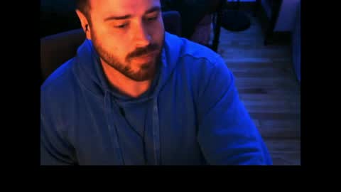 Snapshot of tehvillain chatting on May 2, 1:54 am tehvillain online show from May 2, 1:54 am