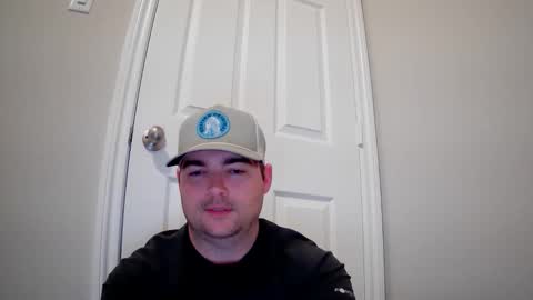 Snapshot of tejas2322 chatting on December 4, 12:09 am tejas2322 online show from December 4, 12:09 am