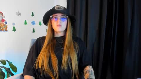 tekila__ online show from December 13, 8:37 pm