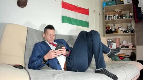 Virg Lszl online show from January 19, 11:03 am