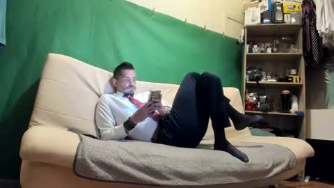 Snapshot of telepaticman chatting on May 12, 6:38 pm Virg Lszl online show from May 12, 6:38 pm