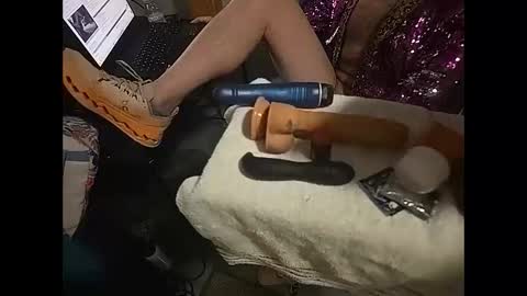 tellmewhattodo420USA online show from April 19, 11:09 am