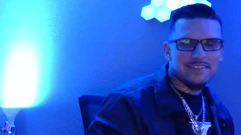 Snapshot of tempsnasty chatting on November 12, 6:14 am tempsnasty online show from November 12, 6:14 am