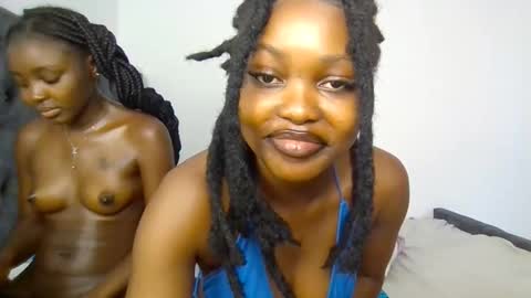 Snapshot of tempting_tiah chatting on November 15, 4:21 am tiah online show from November 15, 4:21 am