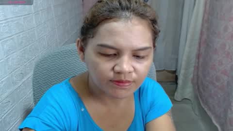 Snapshot of temptingshadow chatting on October 6, 6:00 am shadow online show from October 6, 6:00 am