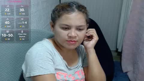 Snapshot of temptingshadow chatting on October 20, 5:52 am shadow online show from October 20, 5:52 am