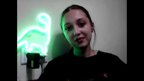 temptingvision online show from February 8, 5:50 pm