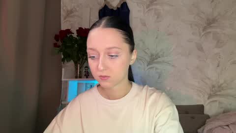 temptingvision online show from April 7, 8:04 am