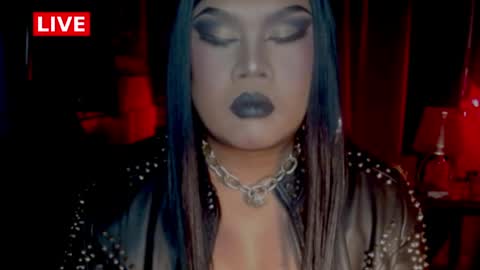 Snapshot of temptress_cocoxxx chatting on May 10, 11:15 am Mistress Coco online show from May 10, 11:15 am
