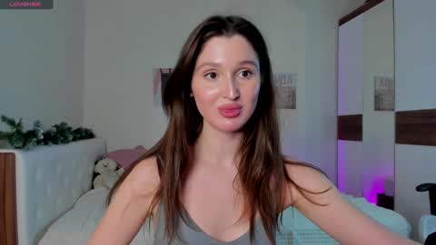 Snapshot of tender_babyy chatting on January 28, 2:21 pm Sexy girl Li online show from January 28, 2:21 pm