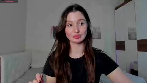 Snapshot of tender_babyy chatting on February 9, 4:29 pm Sexy girl Li online show from February 9, 4:29 pm