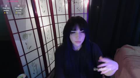 Lamb  online show from April 10, 10:14 pm