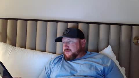 Snapshot of tenn239 chatting on May 19, 1:56 am tenn239 online show from May 19, 1:56 am