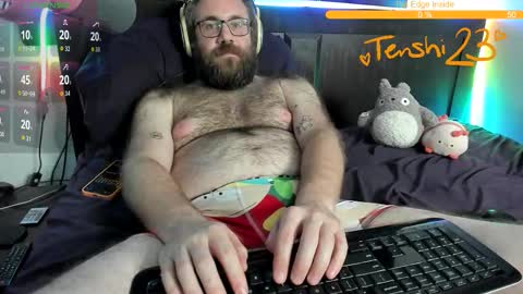 Snapshot of tenshi23 chatting on October 17, 2:15 am Matt online show from October 17, 2:15 am