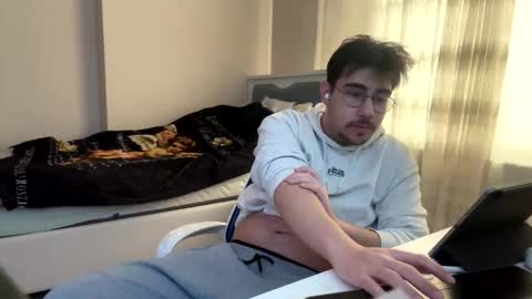 Teo online show from March 14, 1:05 pm