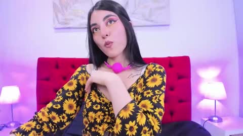  TERESA  Give me a good rating if you enjoy my show  online show from December 4, 8:07 pm