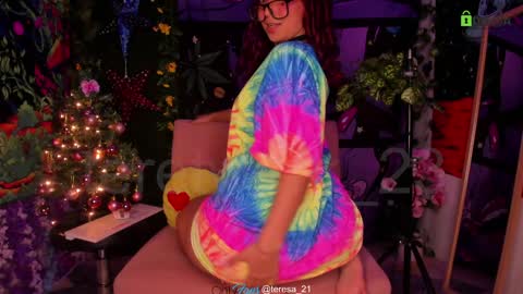 Snapshot of teretwerk_23 chatting on December 27, 1:22 am teresa help me reach 100 like online show from December 27, 1:22 am