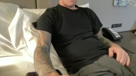 Terracoa66 online show from December 2, 2:17 am